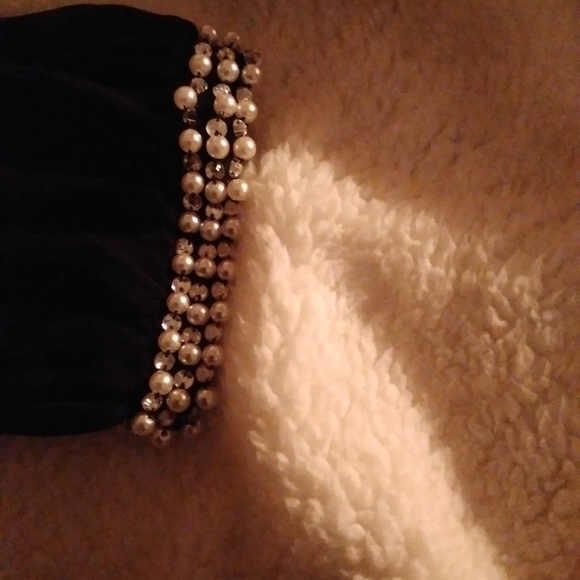 JAClyn Smith Flowy sheer top attached tank Faux Pearl rhinestone trim sl… - Picture 6 of 12